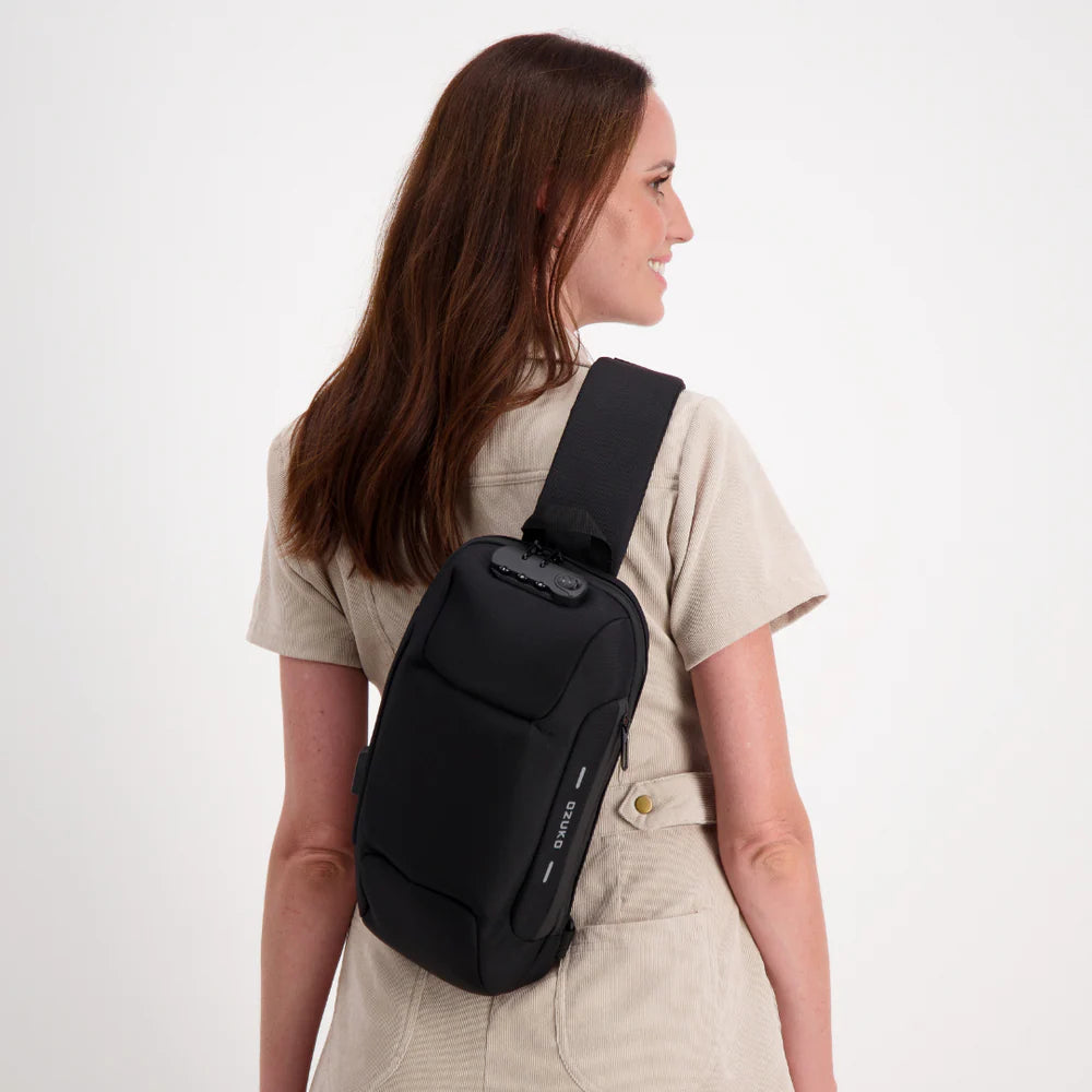 Anti-theft shoulder bag with charging